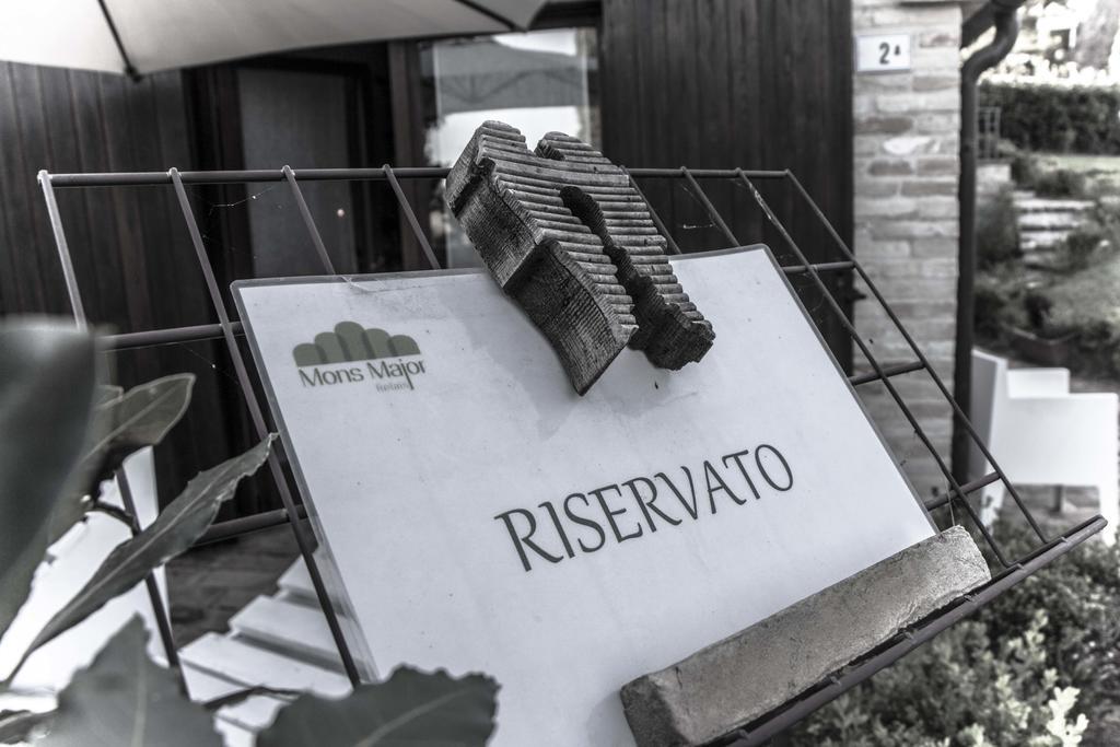 Mons Major Relais Vila Montemaggiore al Metauro Exterior foto